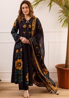 Navy Blue Printed Cotton Kurta Sets