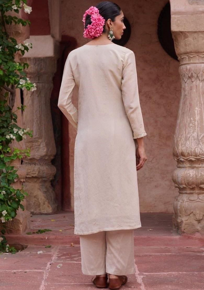 Off White Embroidered Tissue Kurta Sets - Indya