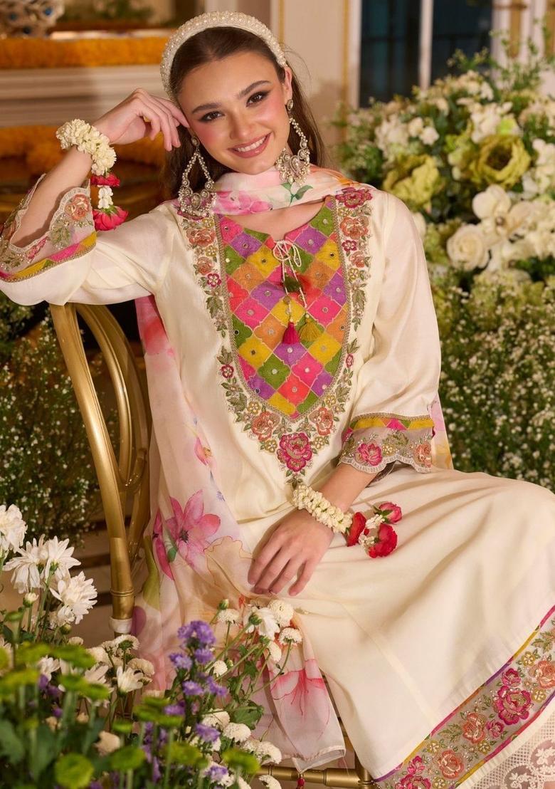 Cream Solid Viscose Kurta Sets - Indya
