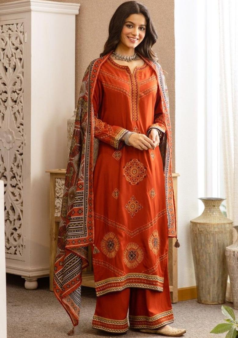 Red Embroidered Cotton Kurta Sets - Indya
