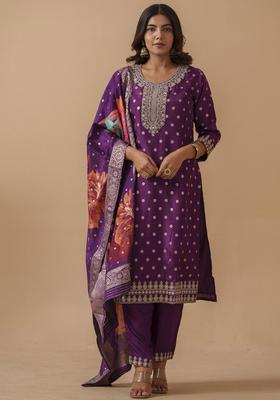 Magenta Embroidered Silk Blend Kurta Sets