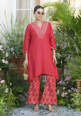 Red Printed Silk Blend Kurta Sets