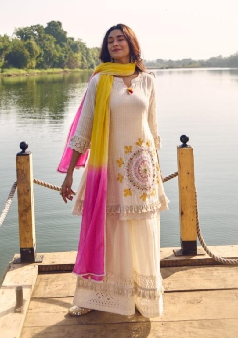 Off White Embroidered Cotton Kurta Sets - Indya