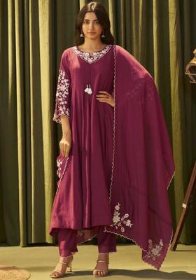 Pink Embroidered Crepe Kurta Sets