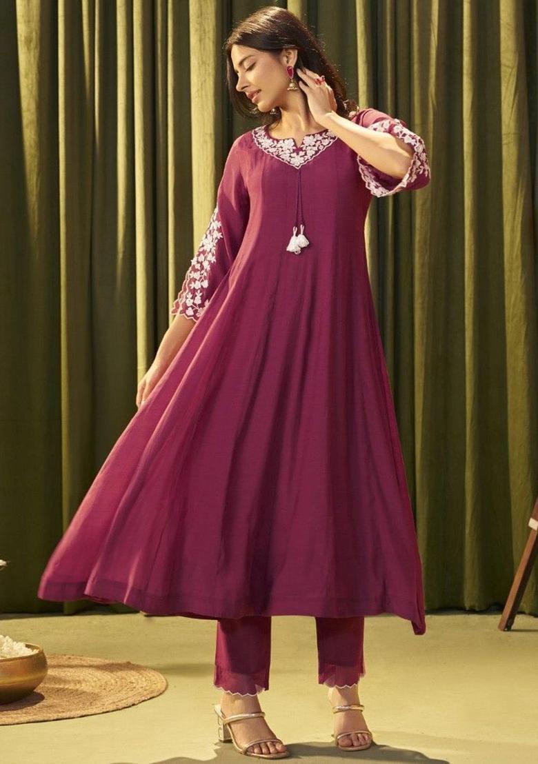 Pink Embroidered Crepe Kurta Sets - Indya