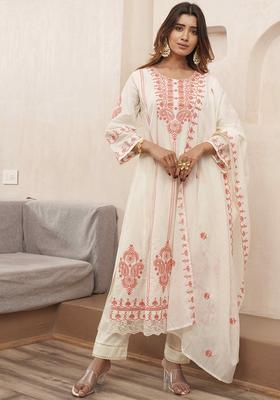 Off White Embroidered Cotton Kurta Sets