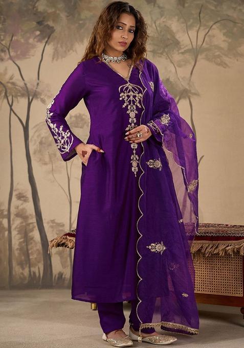 Purple Embroidered Silk Blend Kurta Sets