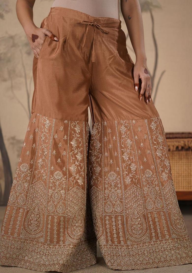 Green Embroidered Chinon Kurta Sets - Indya
