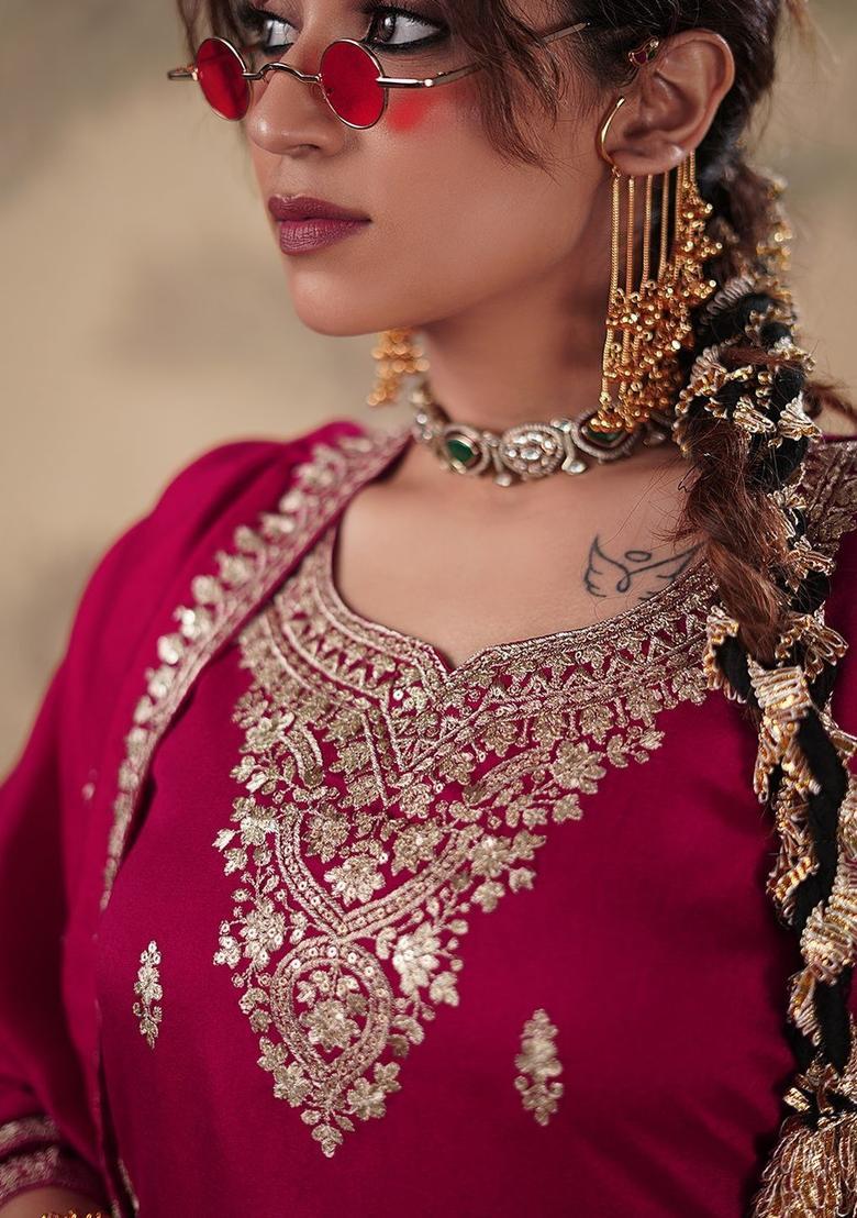Purple Embroidered Silk Blend Kurta Sets - Indya