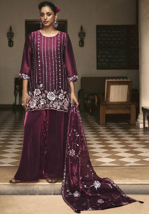 Maroon Embroidered Silk Blend Kurta Sets
