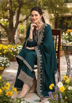 Green Yoke Design Silk Blend Kurta Sets
