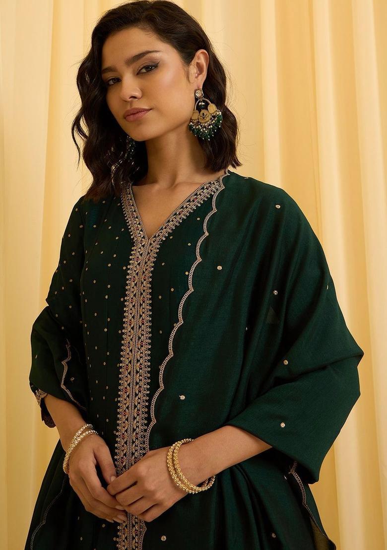 Green Solid Silk Blend Kurta Sets - Indya