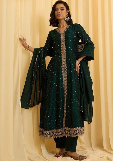 Green Solid Silk Blend Kurta Sets