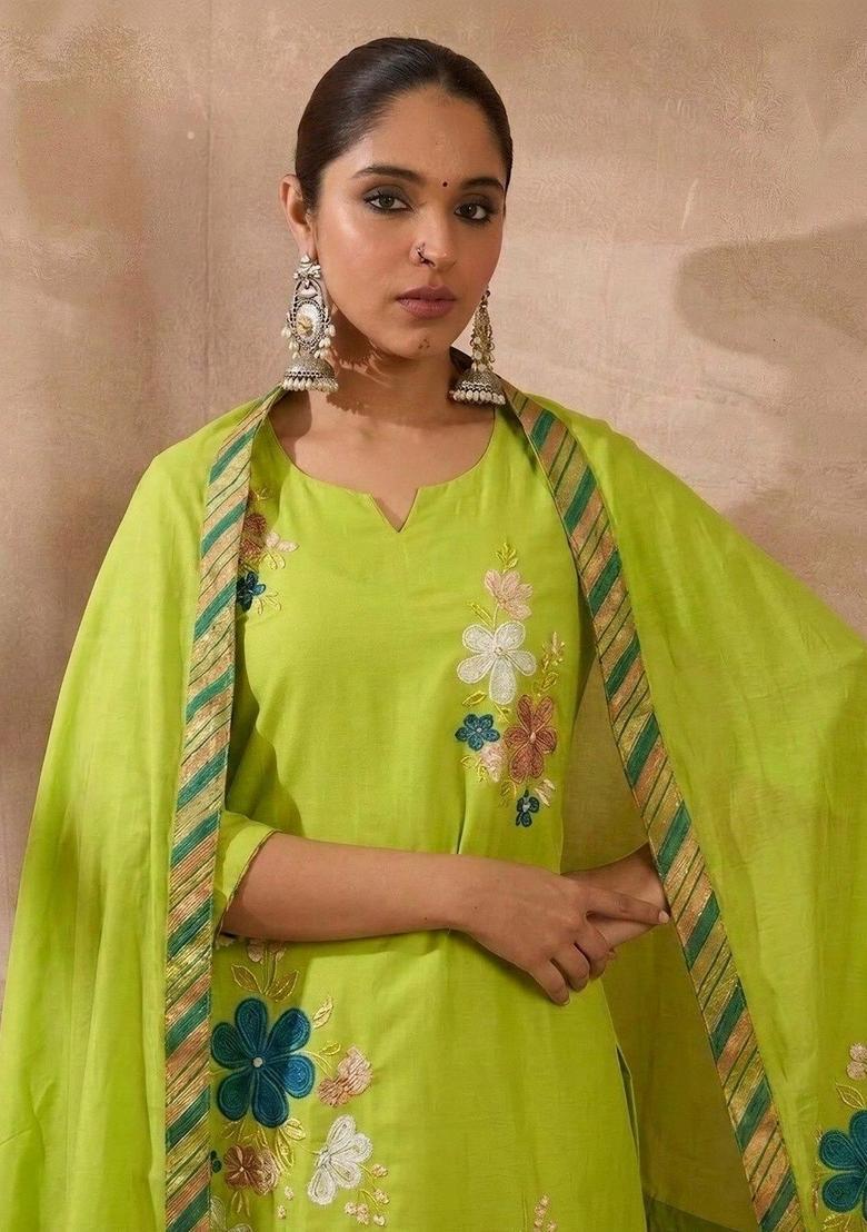 Green Yoke Design Silk Blend Anarkli Sets - Indya
