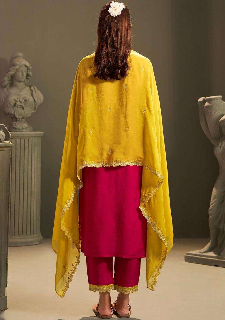 Red Embroidered Silk Blend Kurta Sets - Indya