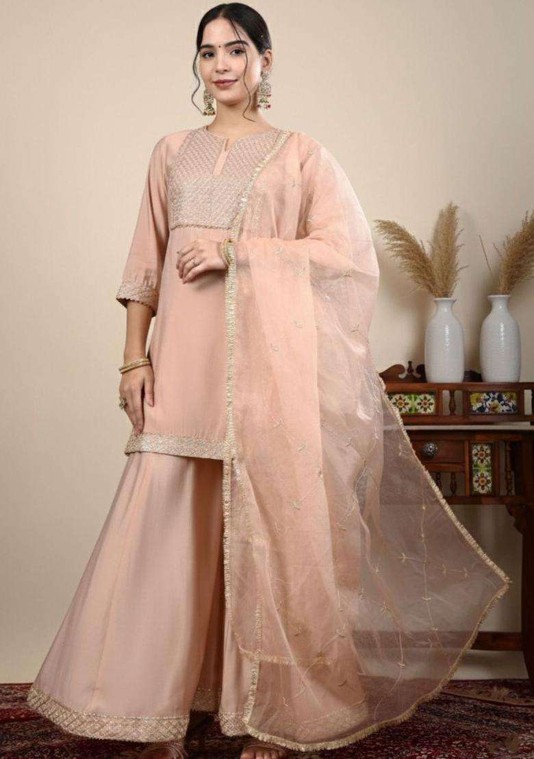 Peach Embroidered Silk Blend Kurta Sets - Indya