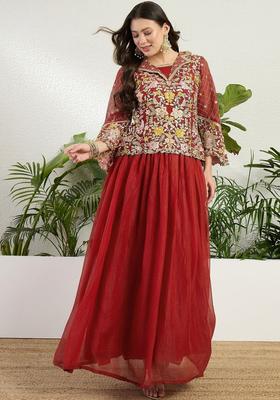 Red Embroidered Georgette Kurta Sets