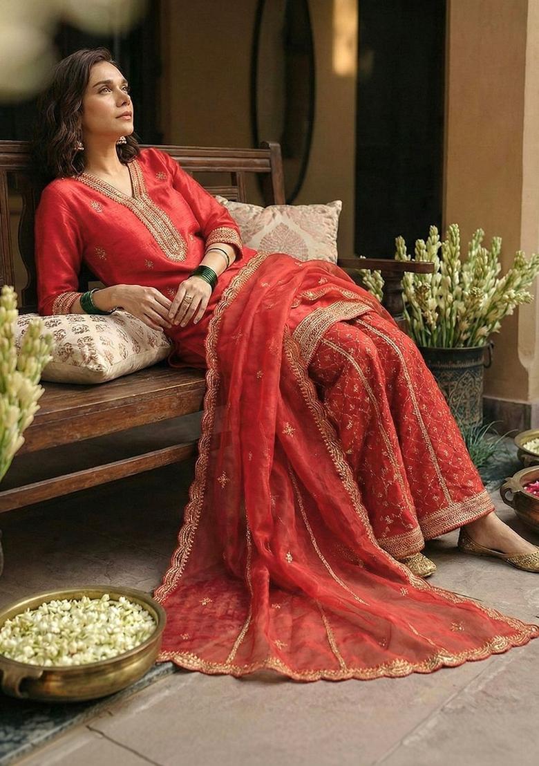 Red Embroidered Silk Blend Kurta Sets - Indya