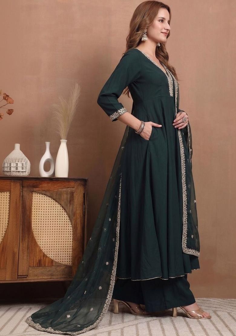 Green Embroidered Silk Blend Anarkli Sets - Indya