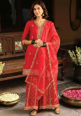 Red Solid Silk Blend Kurta Sets