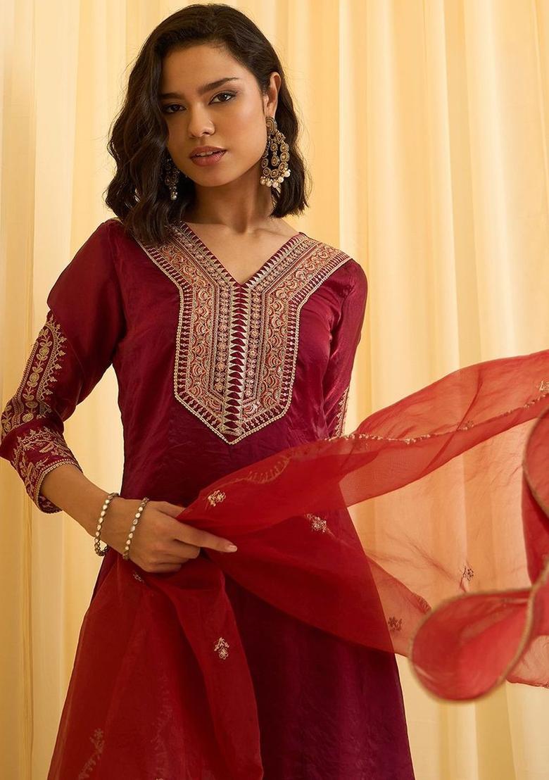 Burgundy Embroidered Silk Blend Kurta Sets - Indya