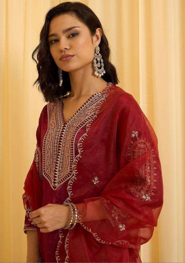 Burgundy Embroidered Silk Blend Kurta Sets - Indya