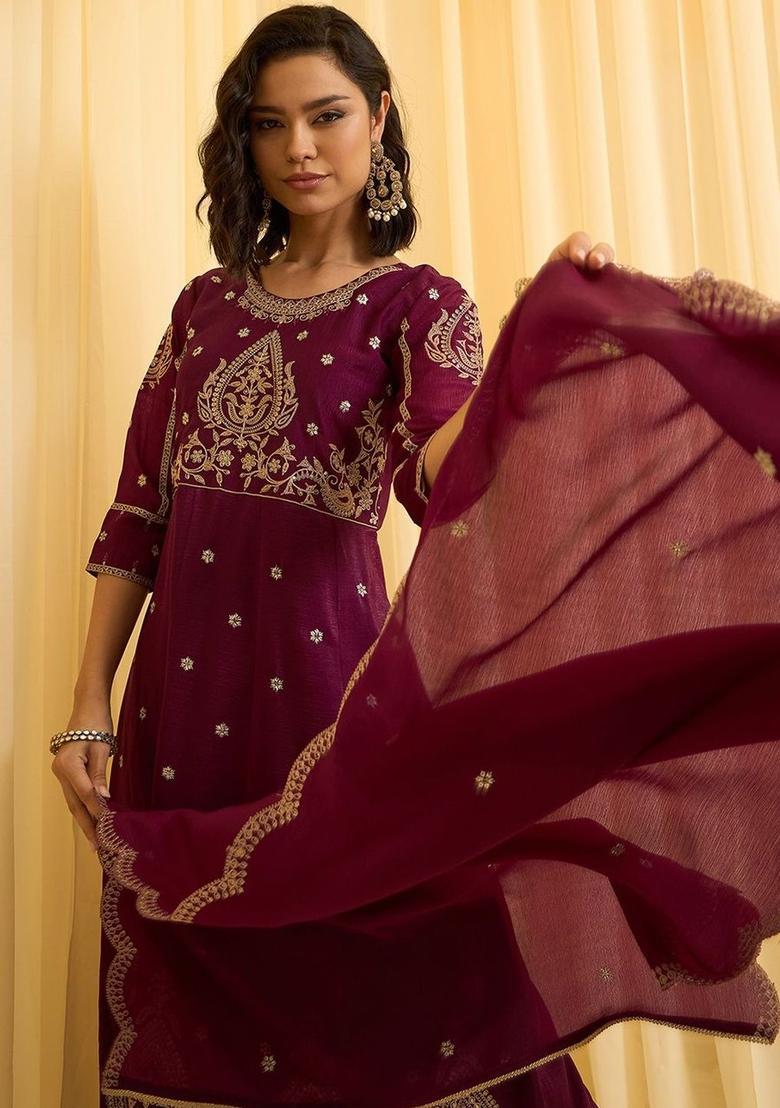 Burgundy Embroidered Silk Blend Kurta Sets - Indya