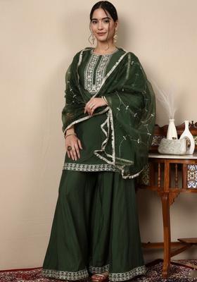 Green Solid Silk Blend Kurta Sets