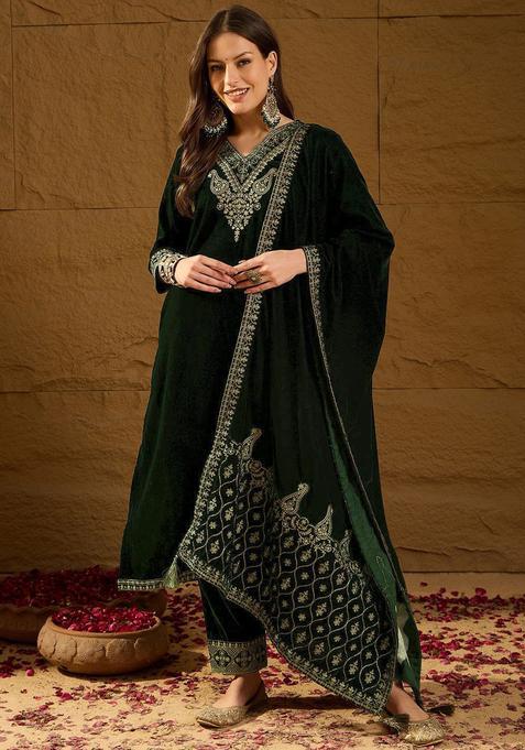 Green Embroidered Velvet Kurta Sets