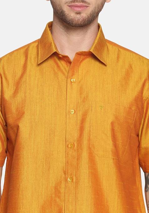 Gold Short Sleeves Shirt With Golden Zari Veshti For Men
