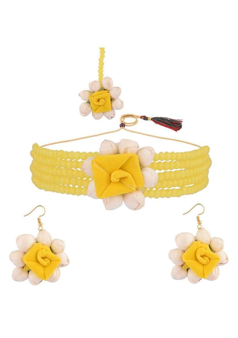 Women Yellow Beaded Bridal Floral Haldi Jewellery Set - Indya