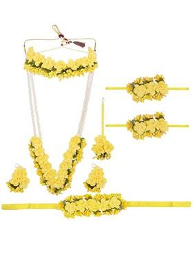 Yellow Beaded Bridal Floral Haldi Jewellery Set