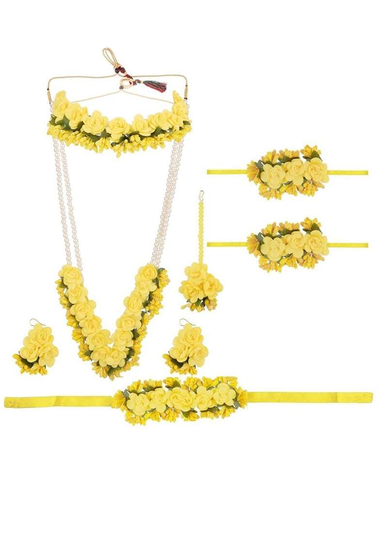 Yellow Beaded Bridal Floral Haldi Jewellery Set - Indya