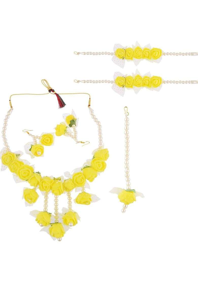 Gold Toned Yellow Floral Haldi Jewellery Set - Indya