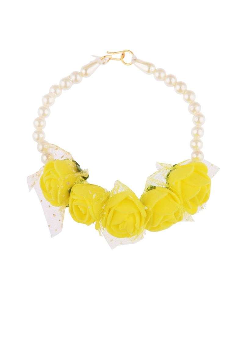 Gold Toned Yellow Floral Haldi Jewellery Set - Indya