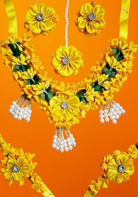 Pearls Floral Haldi Jewellery Set