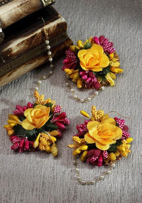 Gold Plated Gota Patti Flower Haldi Mehandi Maang Tikka With Earrings