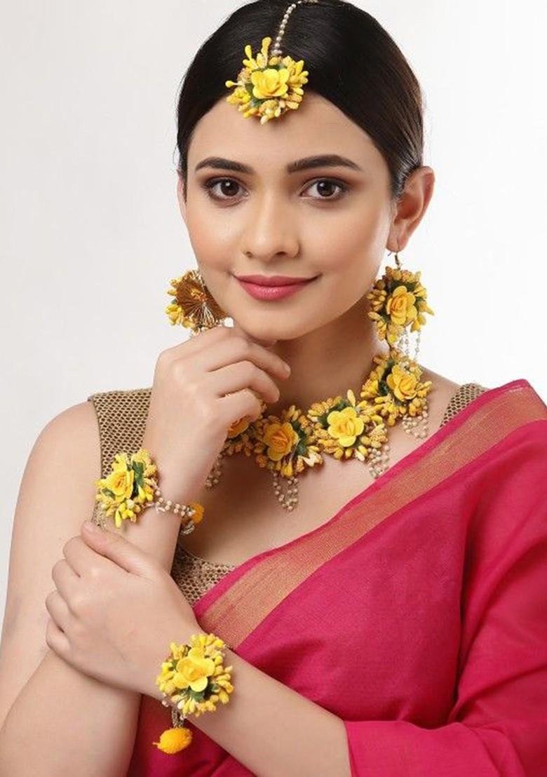 Pearls Beaded Flower Haldi Jewellery Set