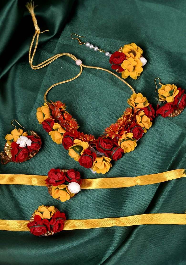 Floral Haldi And Mehndi Jewellery Set - Indya