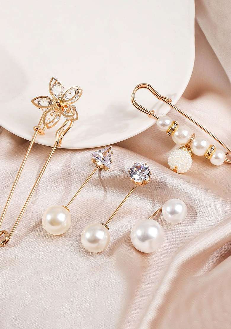 Set Of 5 Women Gold Toned Pearl Studded Brooch - Indya
