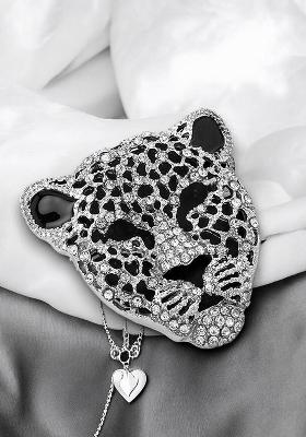 Men Lion Face Shaped Embellished Brooch