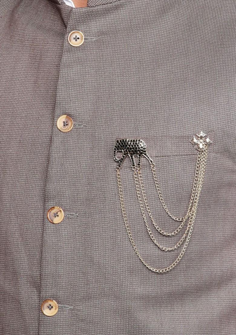 Men Gold Toned Black Stones Studded Embellished Stylish Brooch Pin