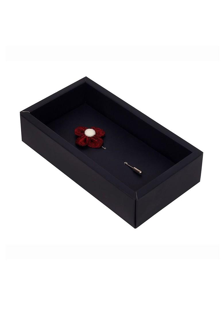 Unisex Maroon White The Four Petal Checkerd Flower Lapel Pin