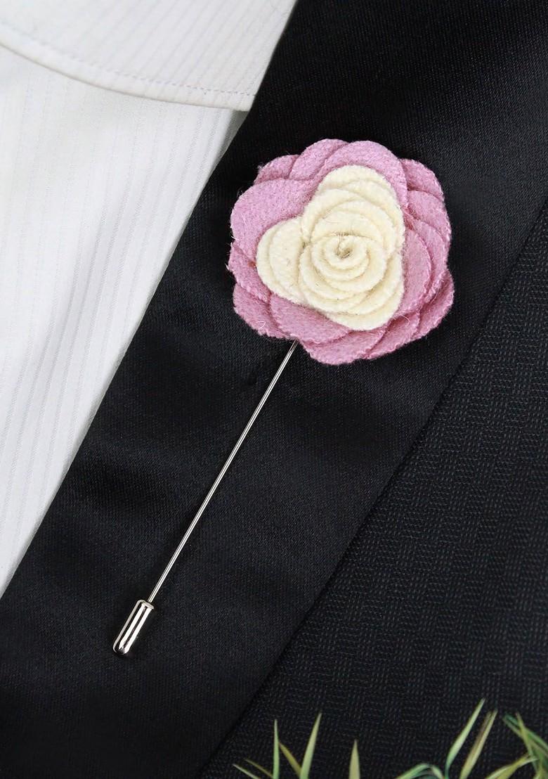 Unisex Pink Cream Coloured Graceful Bloom Lapel Pin