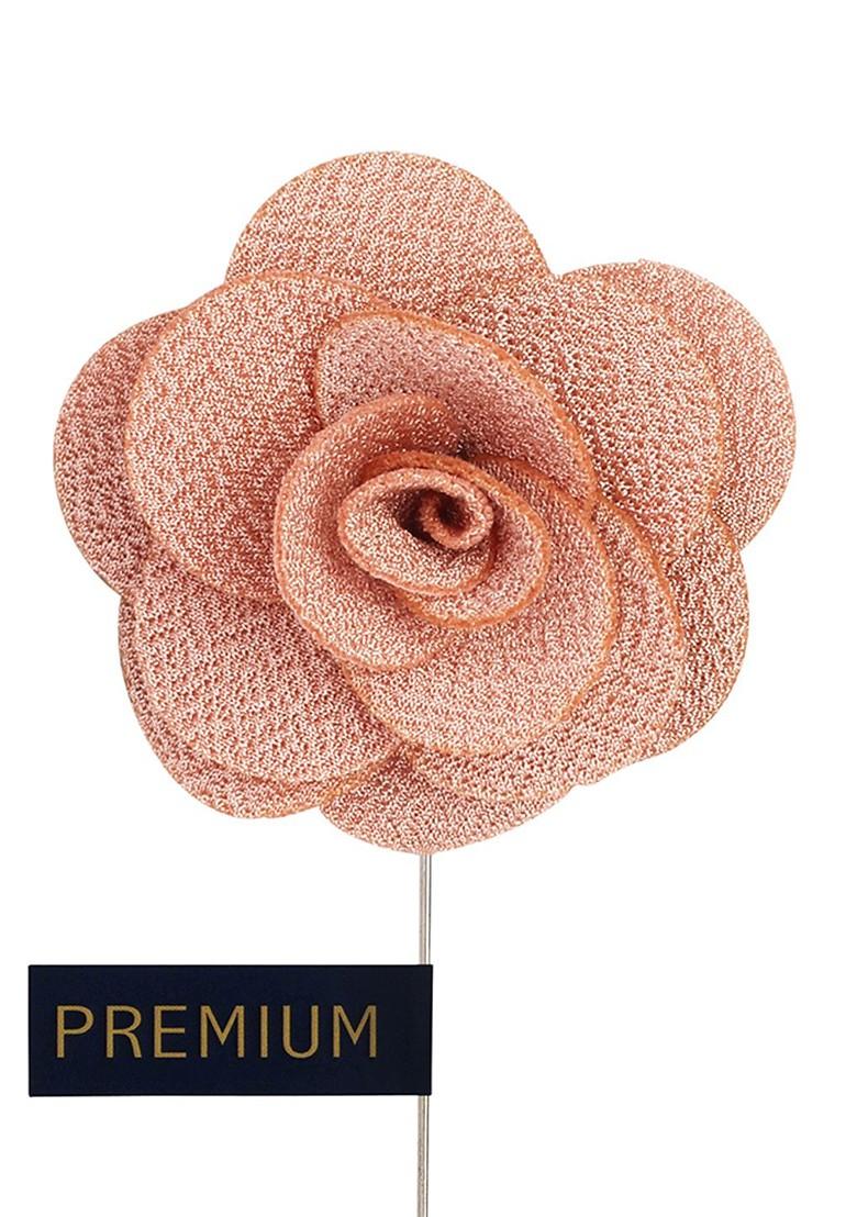 Unisex Peach Coloured Brawny Delicacy Floral Lapel Pin
