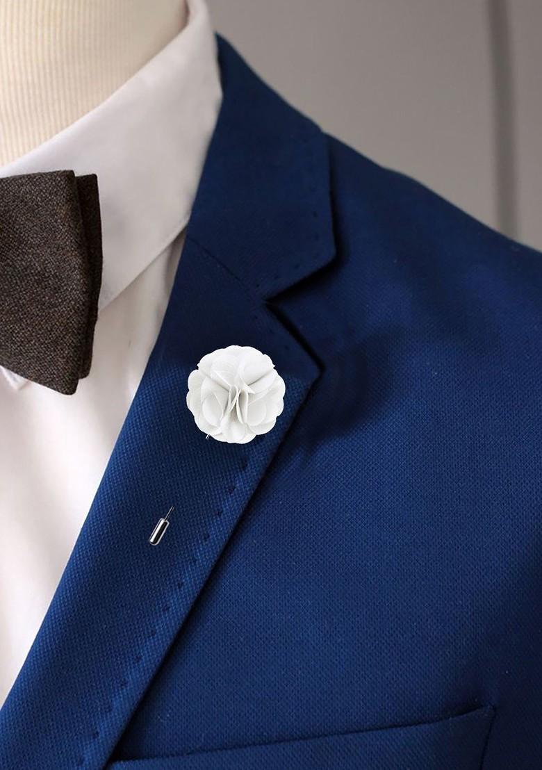 Unisex White Floral Ornamental Treat Brooch Lapel Pin