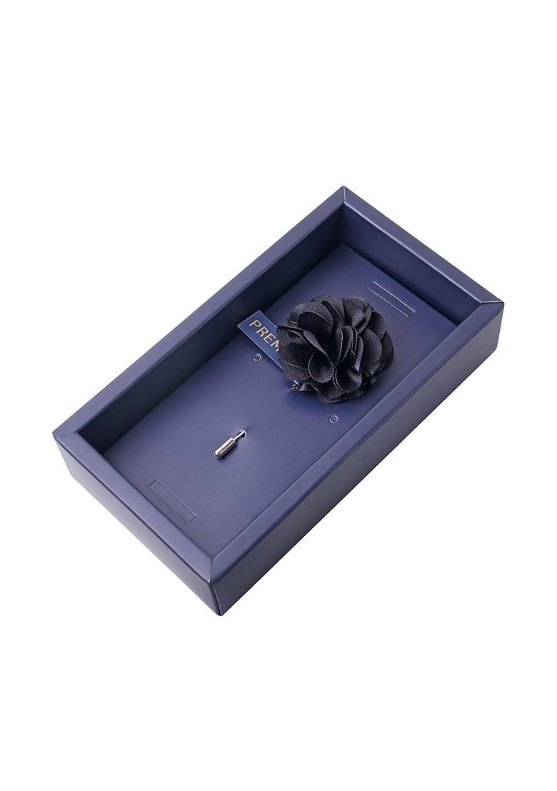 Unisex Black Floral Ornamental Treat Brooch Lapel Pin