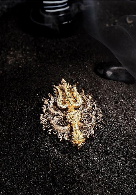 Men Shiva Trishul Brooch