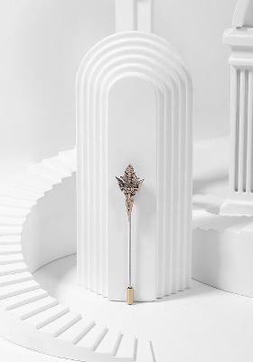 Antique Gold Toned Vintage Bladestone Lapel Pin