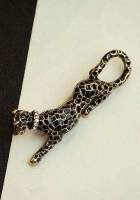 Men Stone Studded Leopard Design Brooch